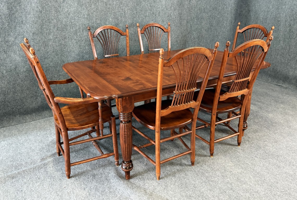 9 Piece Nichols & Stone Dining Set with Two Leaves 9 Piece Nichols & Stone Dining Set with Two Leaves