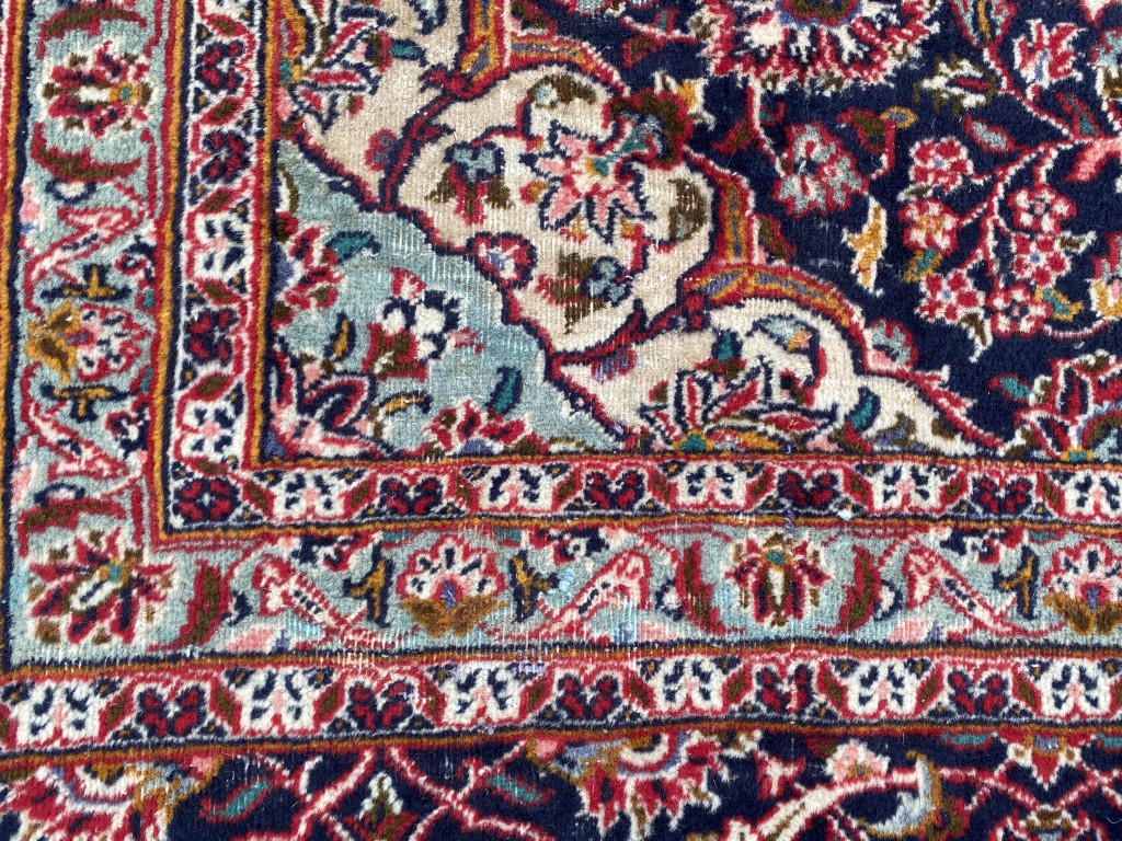 10x13 Hand-Knotted Persian Kashan Rug 10x13 Hand-Knotted Persian Kashan Rug
