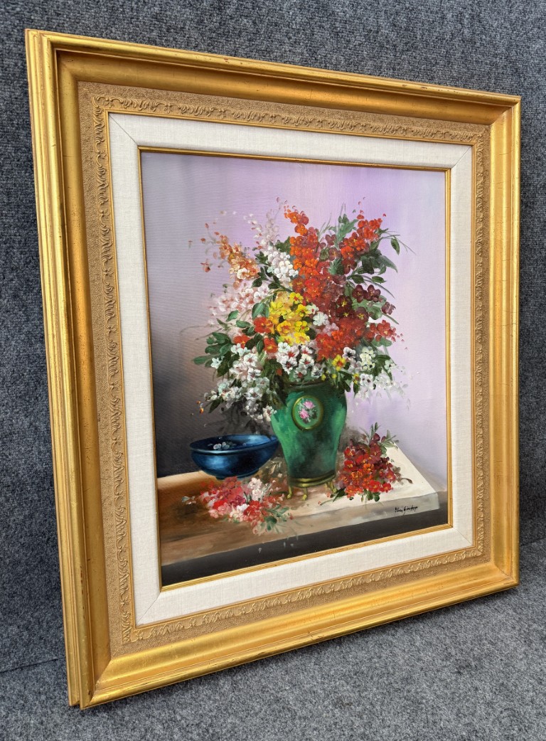 Original Signed Floral Still Life Oil on Canvas Original Signed Floral Still Life Oil on Canvas