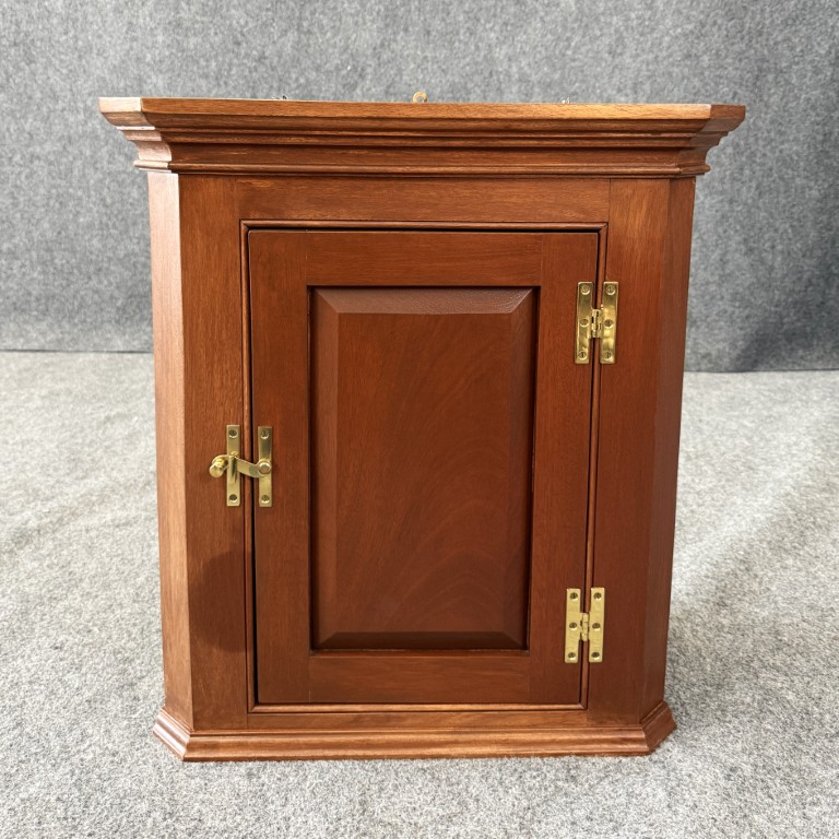 CA791 (1)Vintage Solid Mahogany Hanging Corner Cabinet Vintage Solid Mahogany Hanging Corner Cabinet