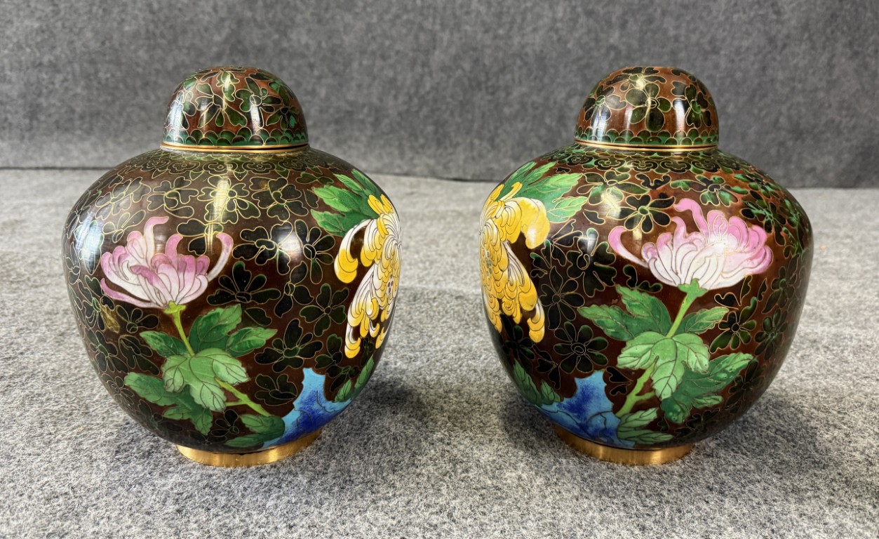 DR590 (4)Pair of Cloisonne Flower Decorated Ginger JarsPair of Cloisonne Flower Decorated Ginger Jars Pair of Cloisonne Flower Decorated Ginger Jars