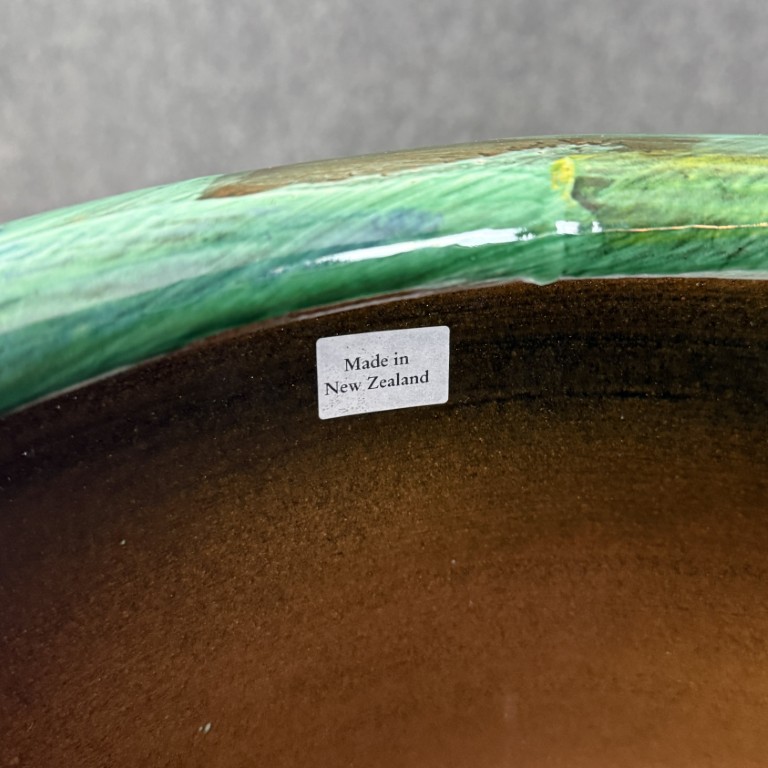 DR675 (5)Morris & James Large Terracotta Planter Morris & James Large Terracotta Planter