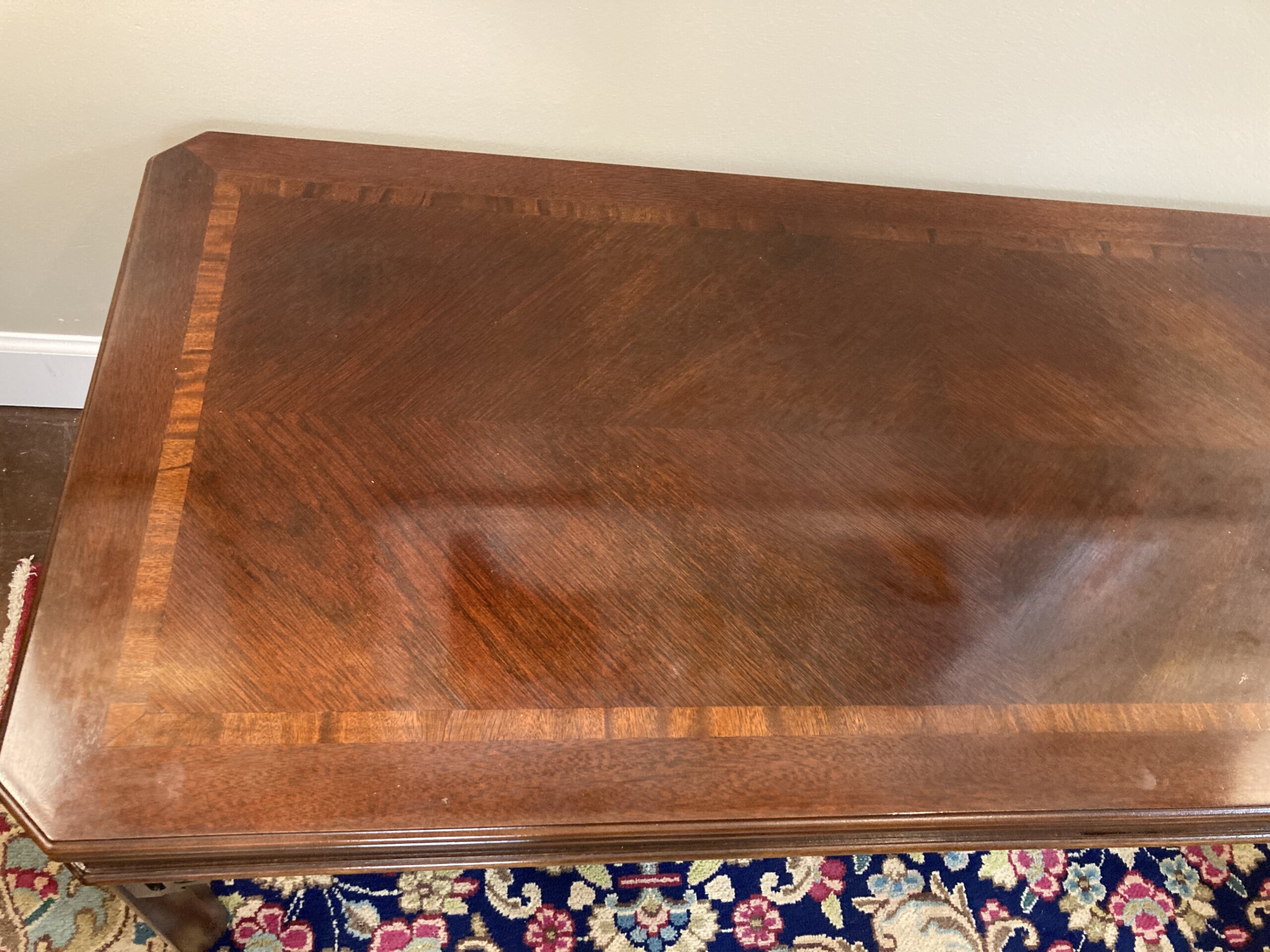 Lane Banded Top Chippendale Style Coffee Table Lane Banded Top Chippendale Style Coffee Table