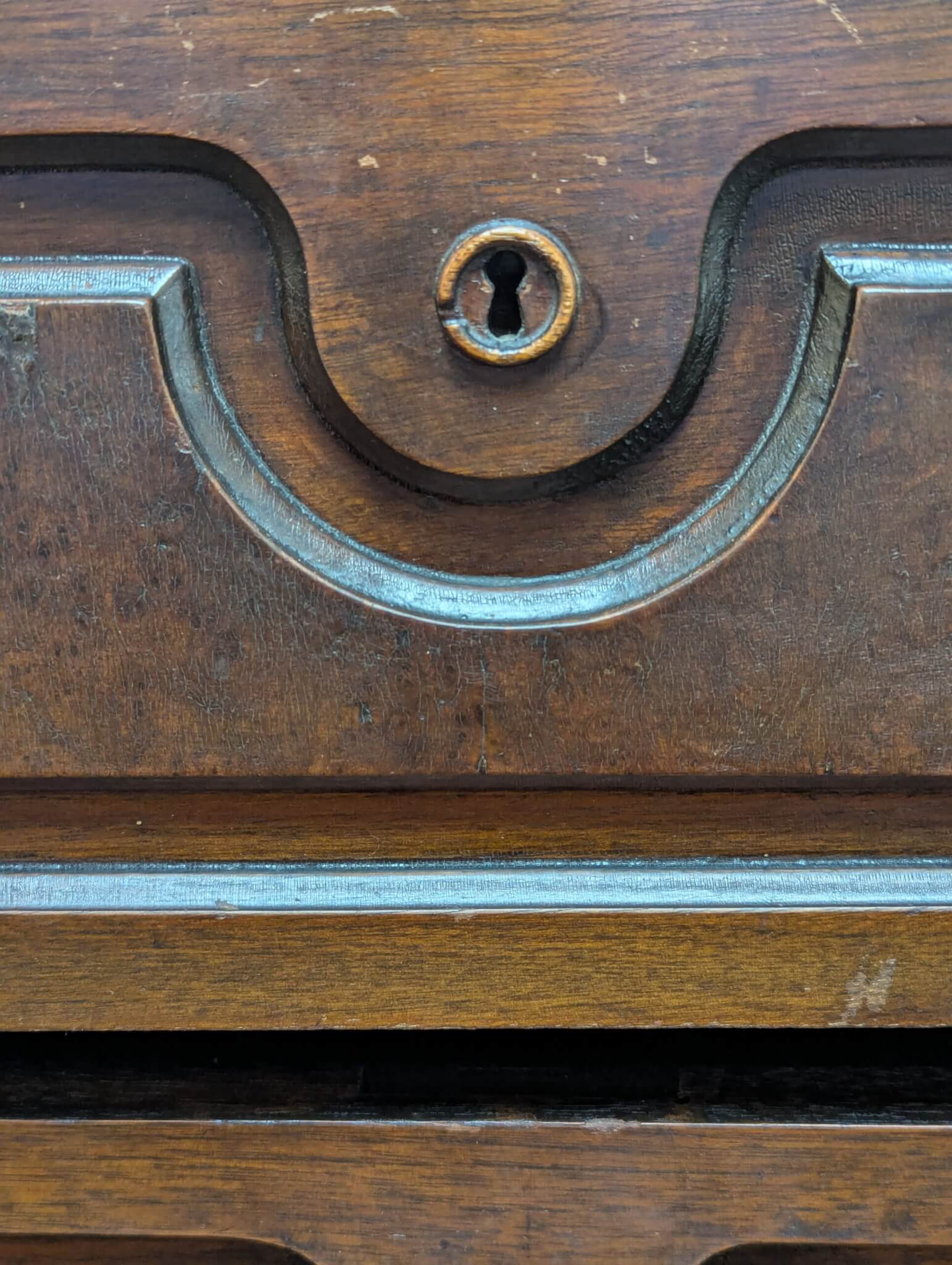 19th Century Chest Of Drawers 19th Century Chest Of Drawers