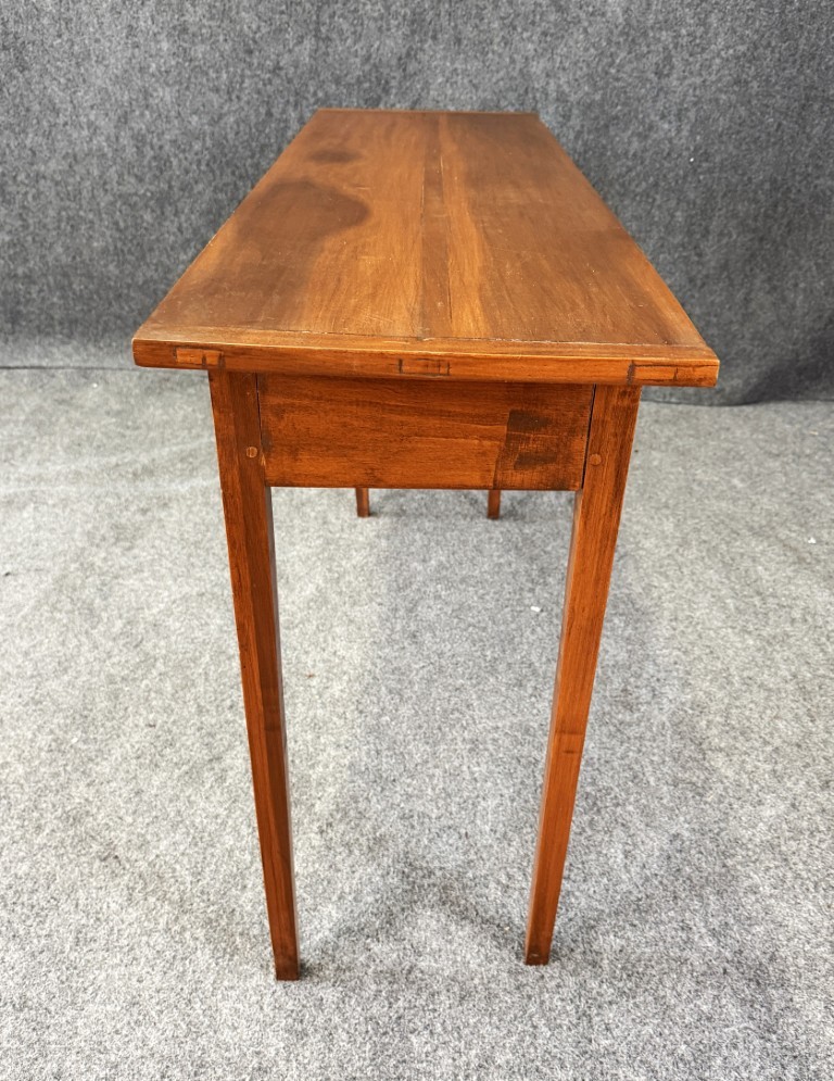 T822 (3)Vintage Solid Cherry Sofa Table Vintage Solid Cherry Sofa Table