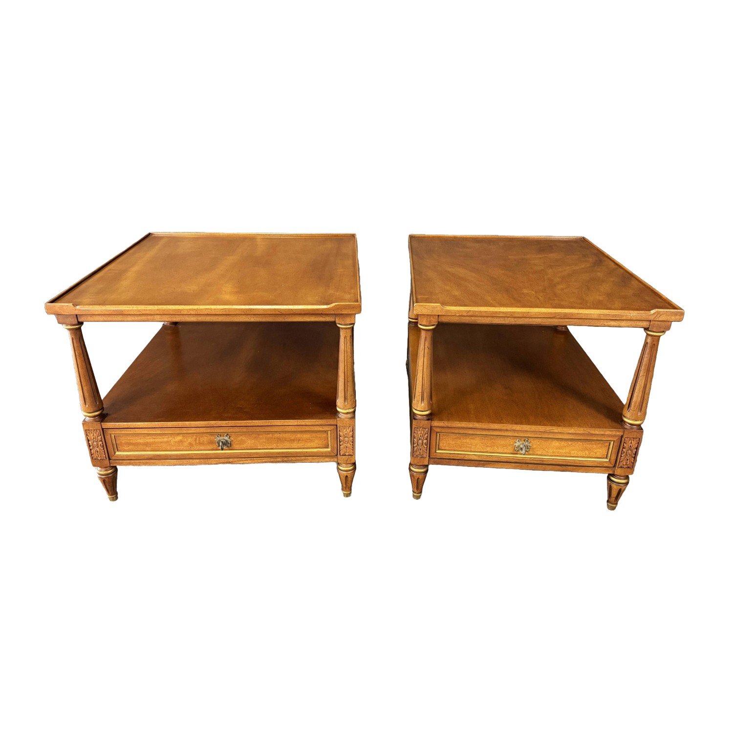 "Pair" of Henredon Oversized Side Tables "Pair" of Henredon Oversized Side Tables
