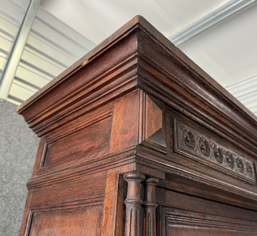 19th Century Belgian Oak Court Cupboard 19th Century Belgian Oak Court Cupboard