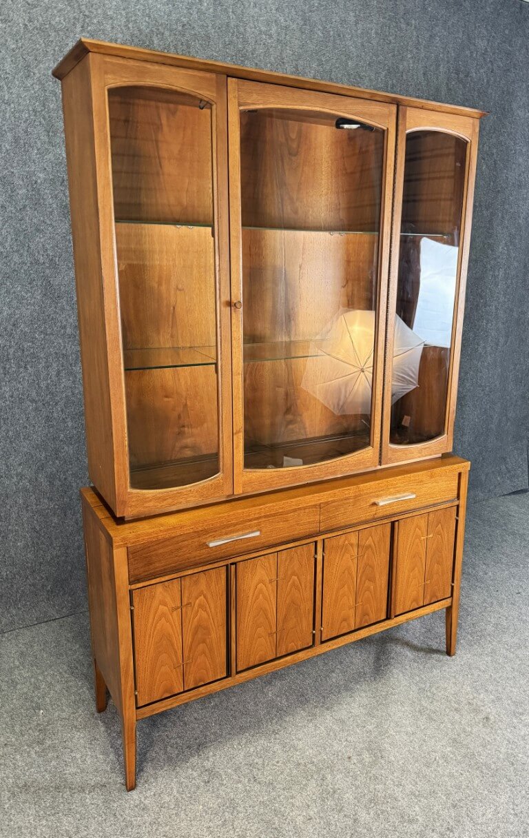 Mid-Century Modern Lane Tuxedo Bowtie-Inlaid China Cabinet/Buffet Mid-Century Modern Lane Tuxedo Bowtie-Inlaid China Cabinet/Buffet