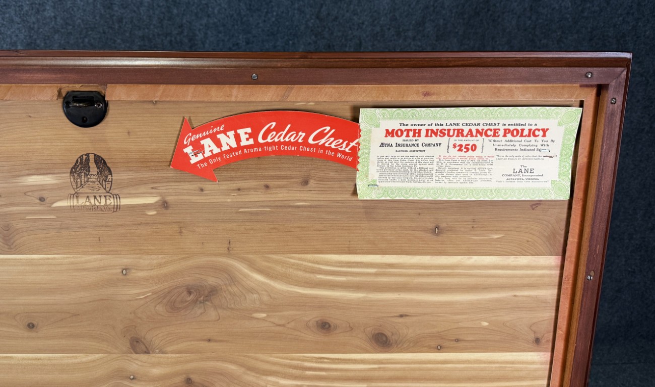 Vintage Lane Chippendale Style Cedar Lowboy Chest Vintage Lane Chippendale Style Cedar Lowboy Chest