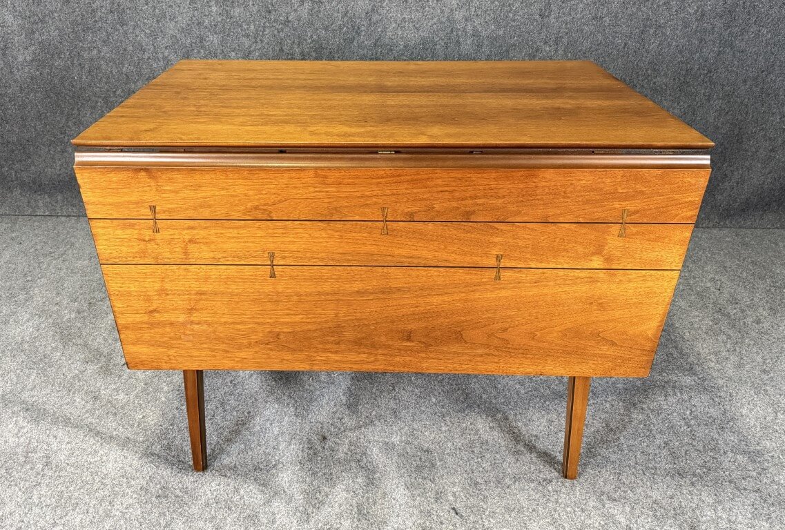 Mid-Century Modern Lane Tuxedo Bowtie-Inlaid Drop Leaf Dining Table Mid-Century Modern Lane Tuxedo Bowtie-Inlaid Drop Leaf Dining Table