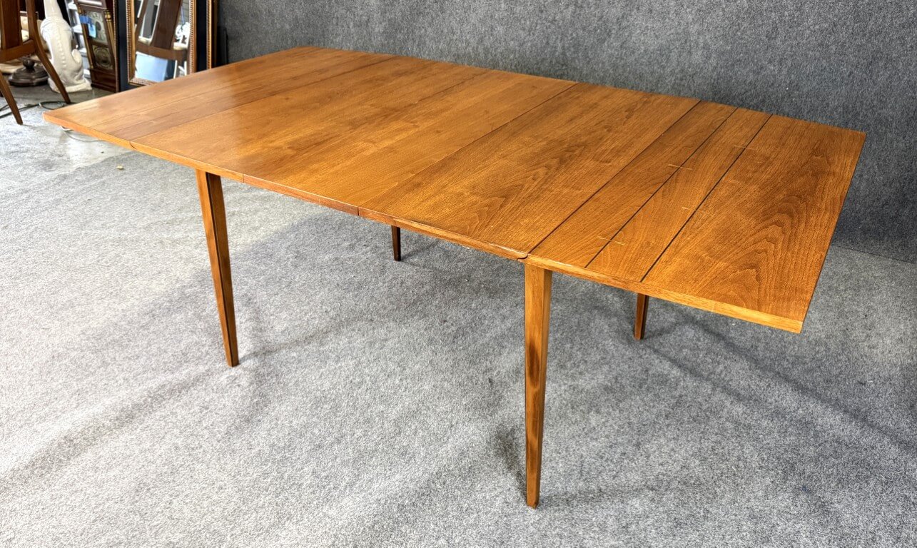 Mid-Century Modern Lane Tuxedo Bowtie-Inlaid Drop Leaf Dining Table Mid-Century Modern Lane Tuxedo Bowtie-Inlaid Drop Leaf Dining Table