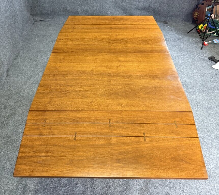 Mid-Century Modern Lane Tuxedo Bowtie-Inlaid Drop Leaf Dining Table Mid-Century Modern Lane Tuxedo Bowtie-Inlaid Drop Leaf Dining Table