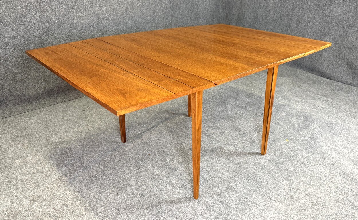 Mid-Century Modern Lane Tuxedo Bowtie-Inlaid Drop Leaf Dining Table Mid-Century Modern Lane Tuxedo Bowtie-Inlaid Drop Leaf Dining Table