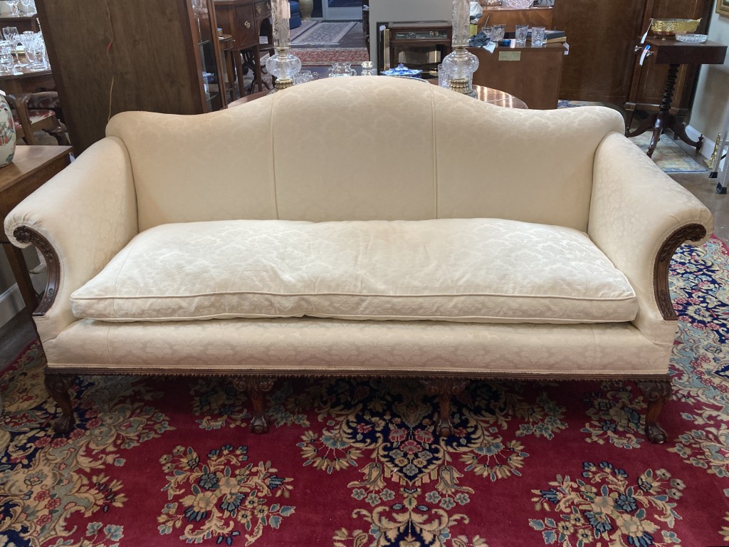 Vintage Off-White Jacquard Walnut Carved Chippendale Style Sofa Vintage Off-White Jacquard Walnut Carved Chippendale Style Sofa