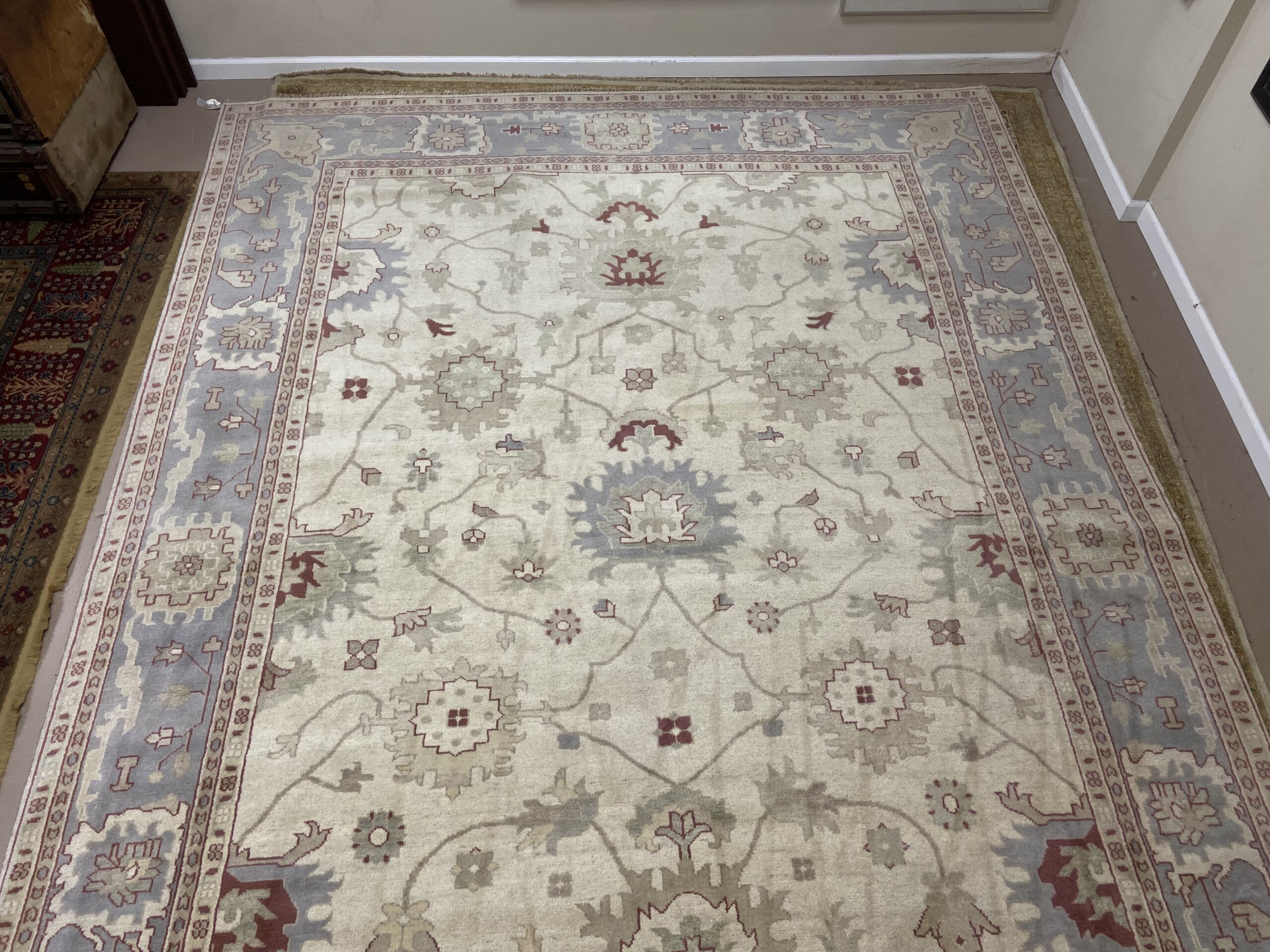 Indo Oushak 10 x 14 Hand Knotted Rug Indo Oushak 10 x 14 Hand Knotted Rug