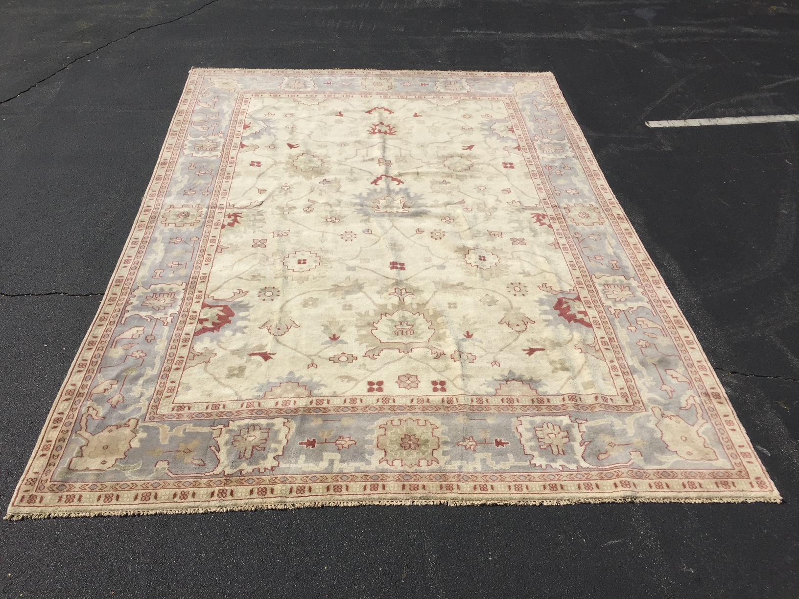 Indo Oushak 10 x 14 Hand Knotted Rug Indo Oushak 10 x 14 Hand Knotted Rug