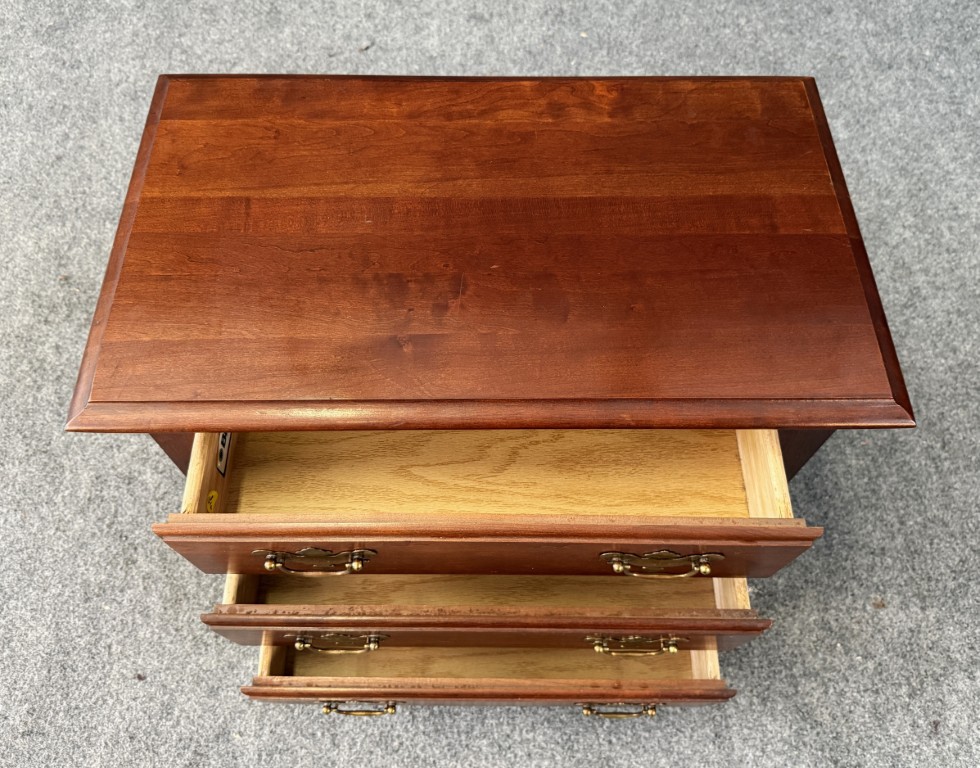Broyhill Solid Cherry 3-Drawer Nightstand Broyhill Solid Cherry 3-Drawer Nightstand