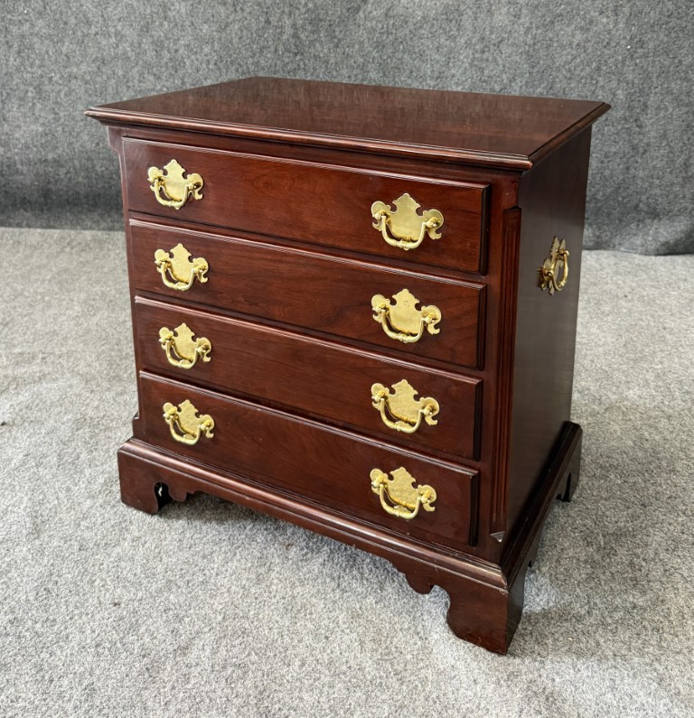 Statton Solid Mahogany Petite Four Drawer Nightstand Statton Solid Mahogany Petite Four Drawer Nightstand