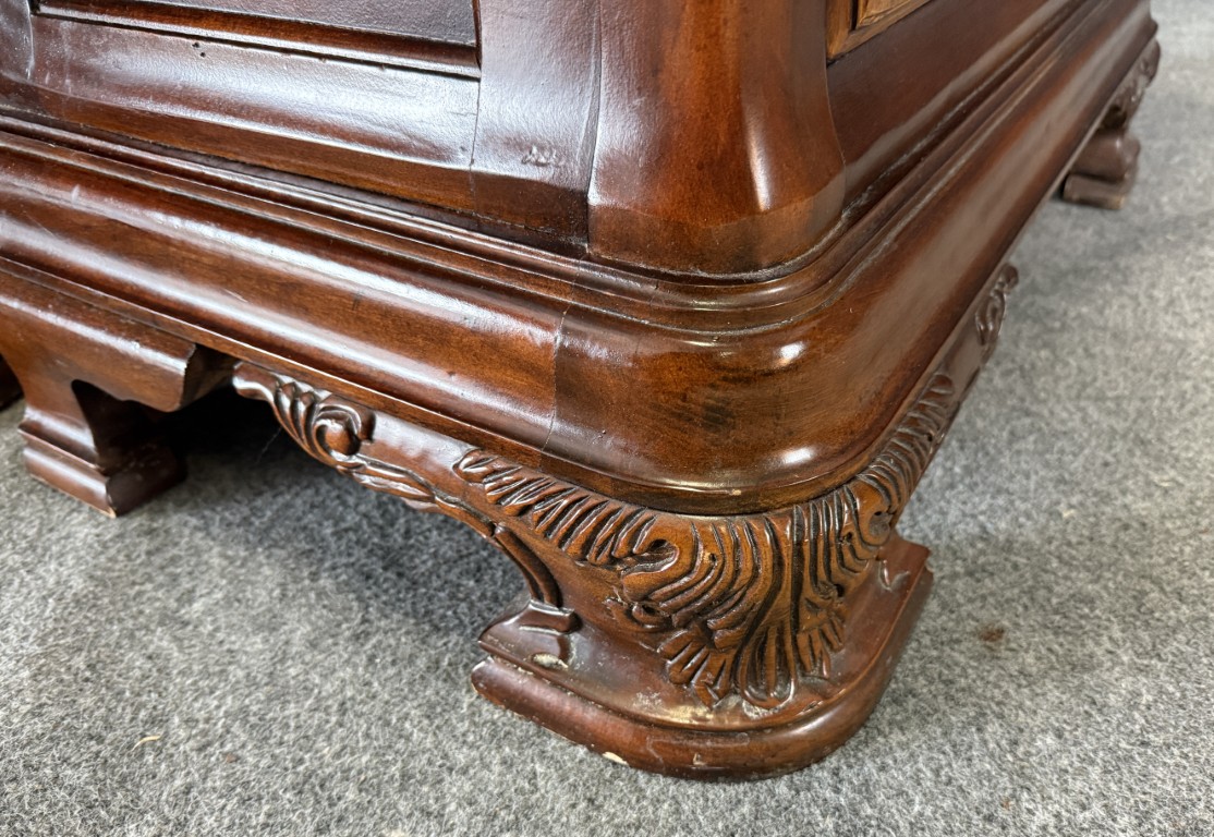 Pair of Cognac Finish Banded Cherry Nightstands Pair of Cognac Finish Banded Cherry Nightstands