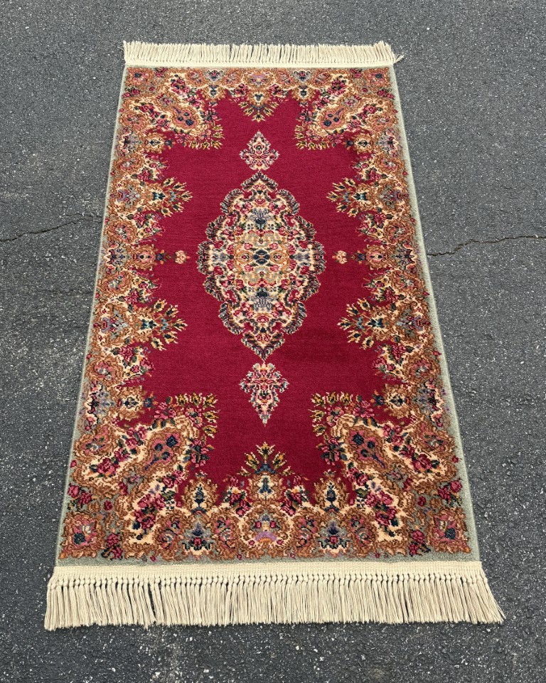 3x6 Karastan Kirman Red Medallion #762 Wool Area Rug 3x6 Karastan Kirman Red Medallion #762 Wool Area Rug