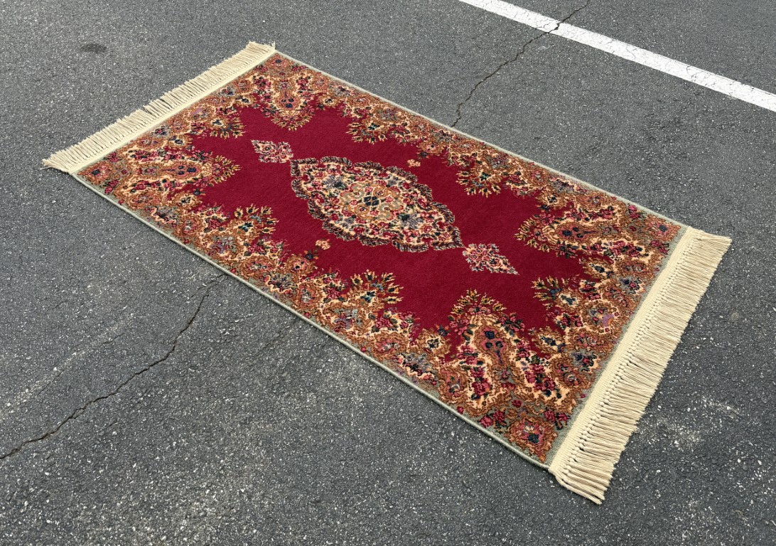 3x6 Karastan Kirman Red Medallion #762 Wool Area Rug 3x6 Karastan Kirman Red Medallion #762 Wool Area Rug