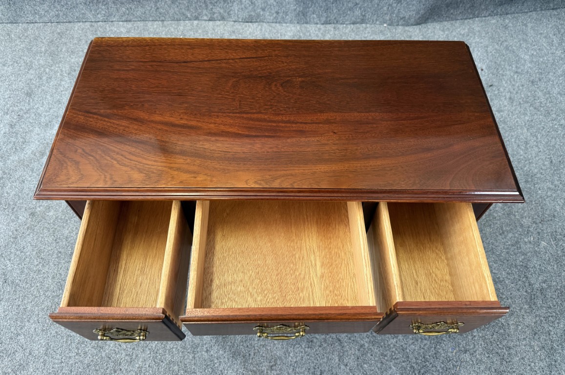 Solid Mahogany Three Drawer Console Table Solid Mahogany Three Drawer Console Table