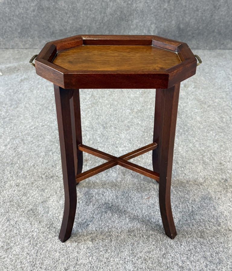 Vintage Mahogany Petite Drink Table Vintage Mahogany Petite Drink Table