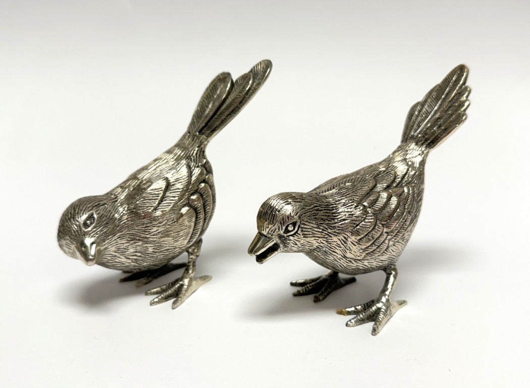 DR776 (1)Pair of Silver Metal Birds Pair of Silver Metal Birds