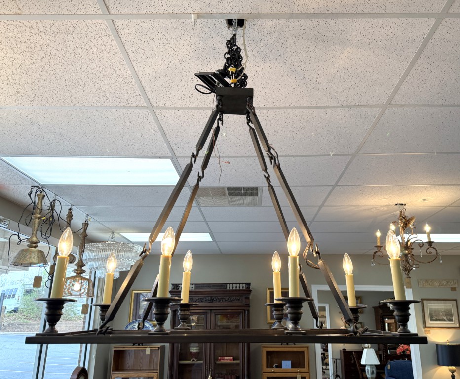 L553 (7)Contemporary Black Candlestick Style Eight Light Chandelier Contemporary Black Candlestick Style Eight Light Chandelier