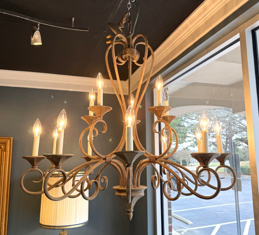 L686 (18)2-Tier 15-Light Antiqued Bronze Chandelier 2-Tier 15-Light Antiqued Bronze Chandelier
