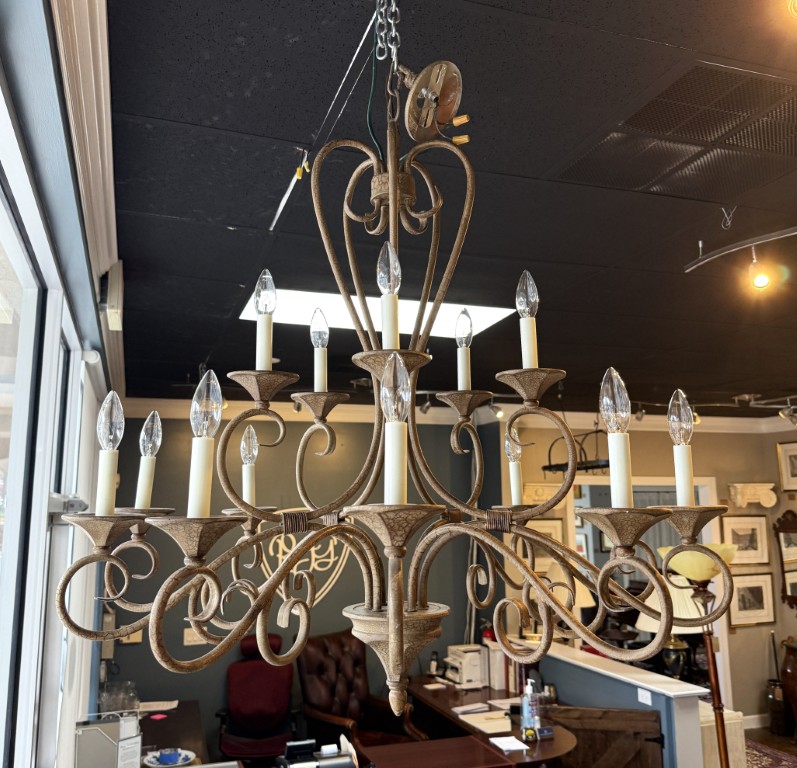 L686 (8)2-Tier 15-Light Antiqued Bronze Chandelier 2-Tier 15-Light Antiqued Bronze Chandelier
