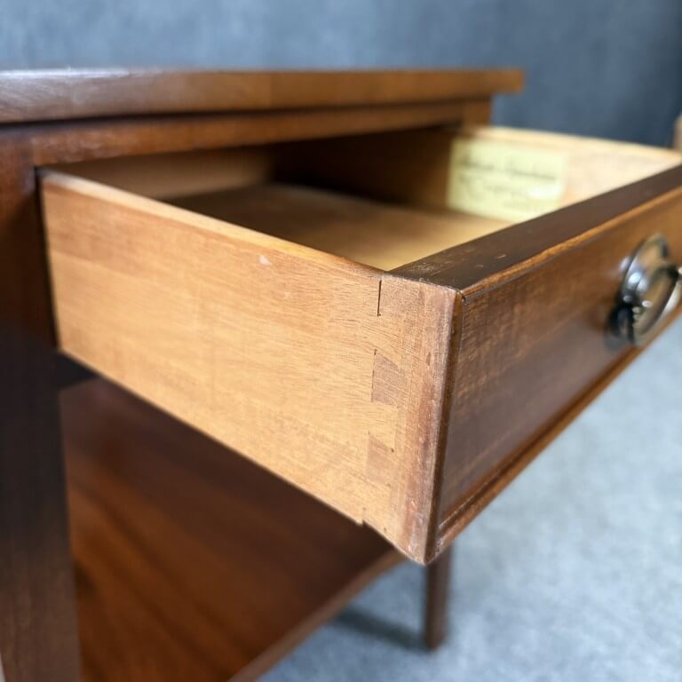 Vintage Craftique 1 Drawer End Table Vintage Craftique 1 Drawer End Table