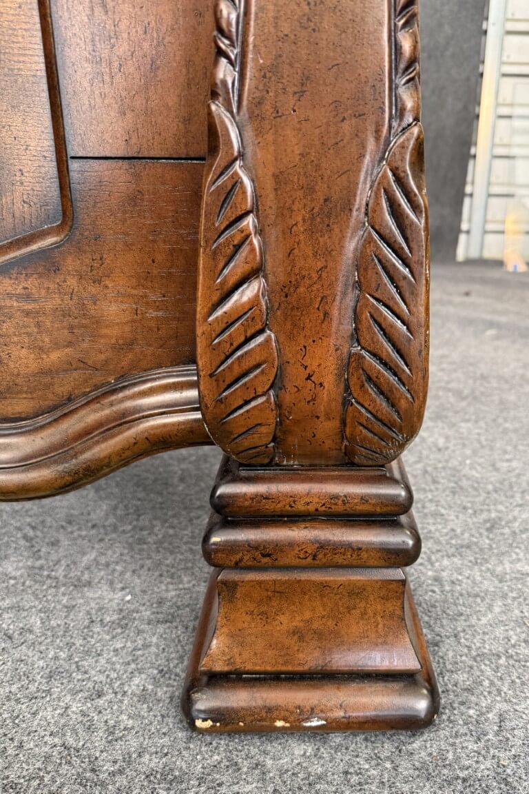 Michael Amini Windsor Court King Size Bed Frame Michael Amini Windsor Court King Size Bed Frame