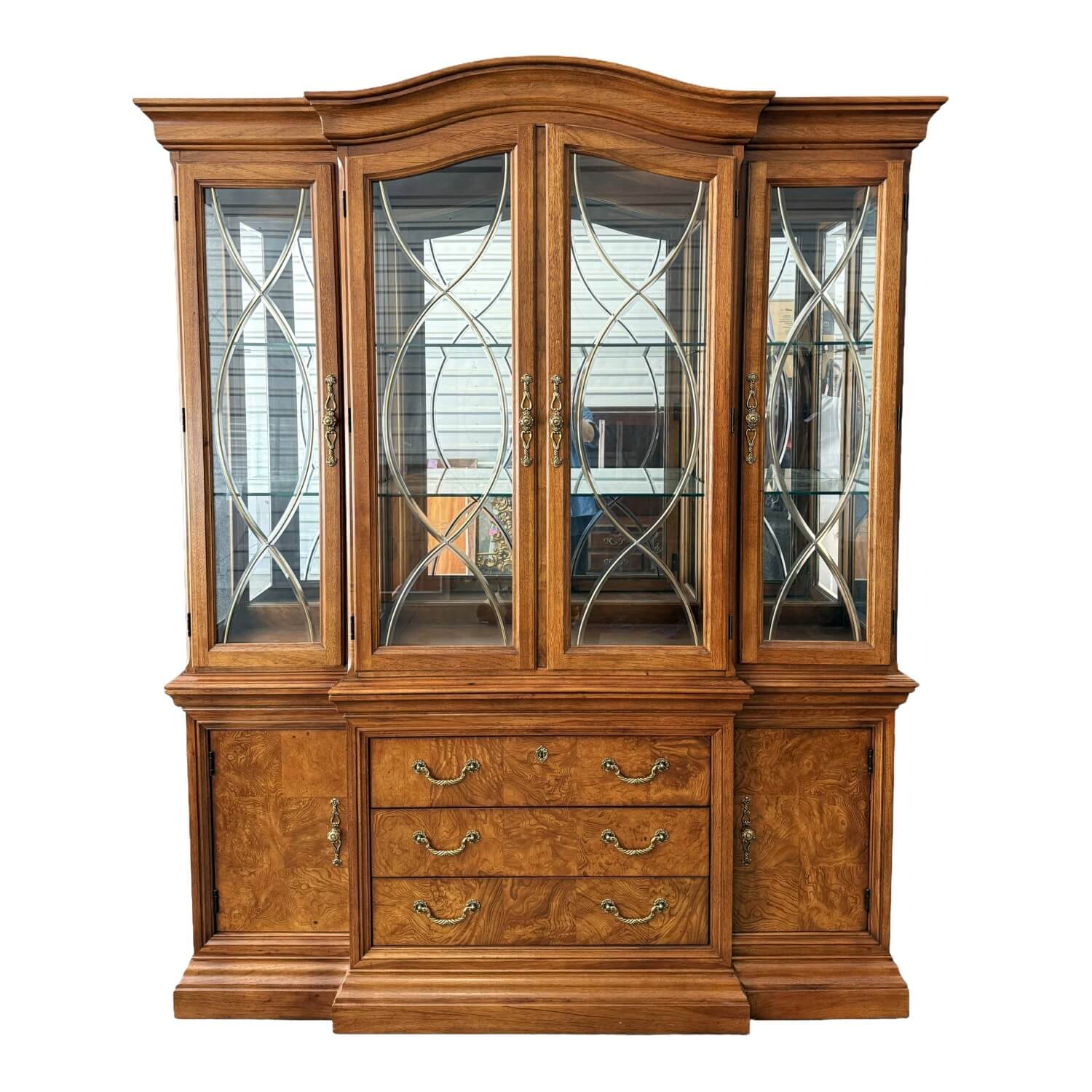 Thomasville Burled Walnut China Cabinet Thomasville Burled Walnut China Cabinet