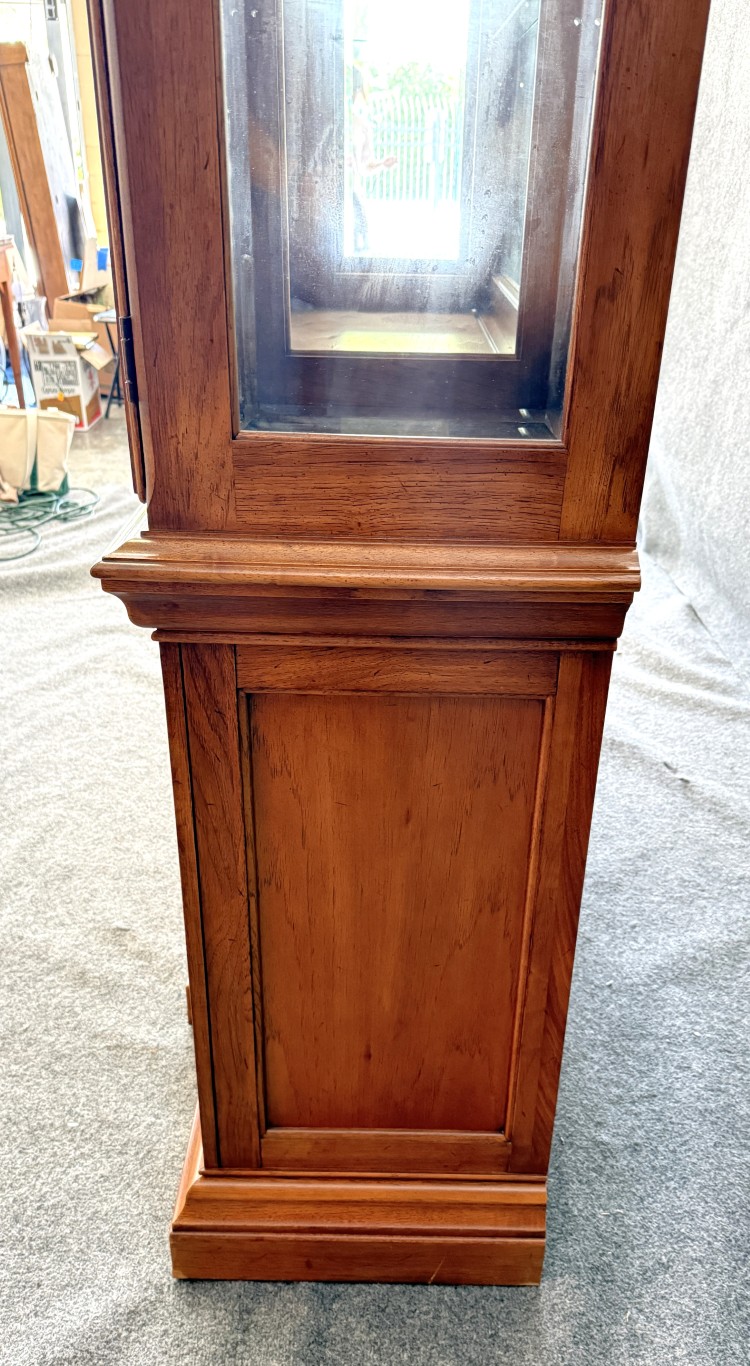 Thomasville Burled Walnut China Cabinet Thomasville Burled Walnut China Cabinet
