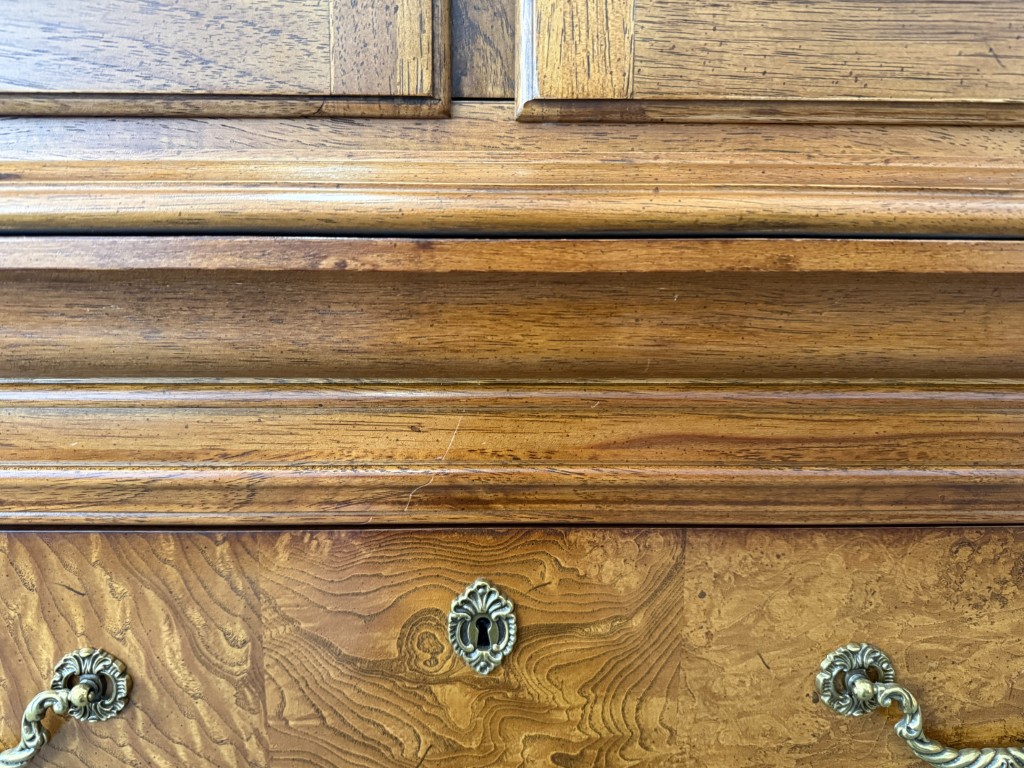 Thomasville Burled Walnut China Cabinet Thomasville Burled Walnut China Cabinet