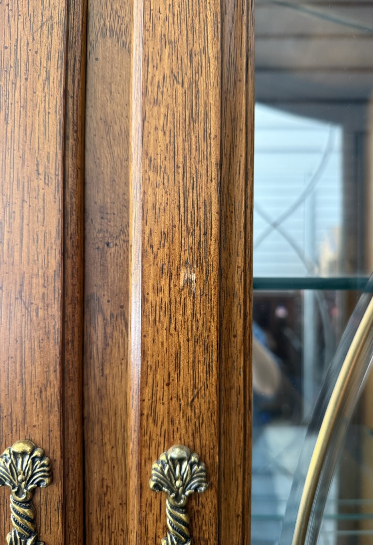 Thomasville Burled Walnut China Cabinet Thomasville Burled Walnut China Cabinet