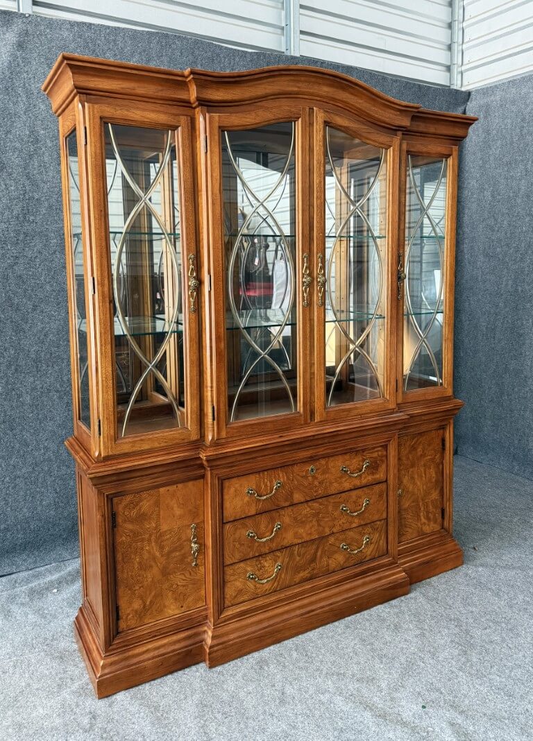 Thomasville Burled Walnut China Cabinet Thomasville Burled Walnut China Cabinet