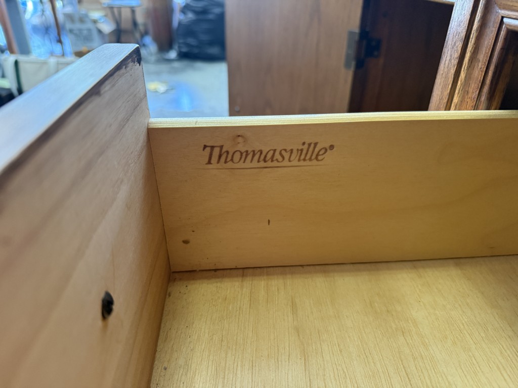 Thomasville Burled Walnut China Cabinet Thomasville Burled Walnut China Cabinet