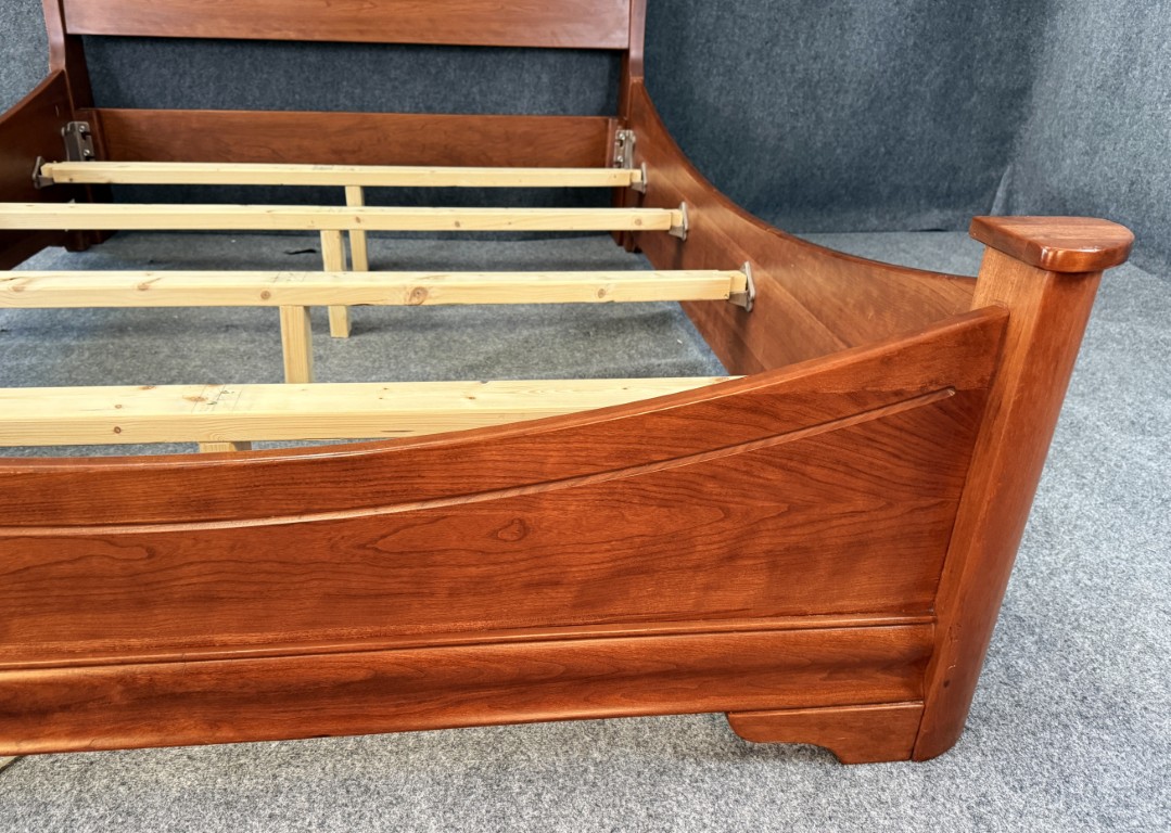 Yutzy's Woodworking Bordeaux Cherry Queen Size Bed Frame Yutzy's Woodworking Bordeaux Cherry Queen Size Bed Frame
