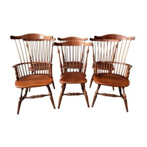 Set of 6 Frederick Duckloe & Bros. Colonial Reproductions Collection Spindle Back Dining Chairs