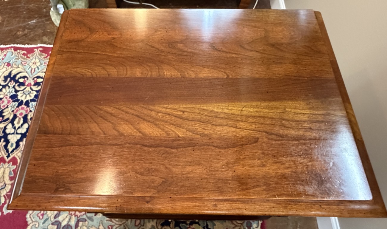 Pair of Cherry One Drawer Nightstands Pair of Cherry One Drawer Nightstands