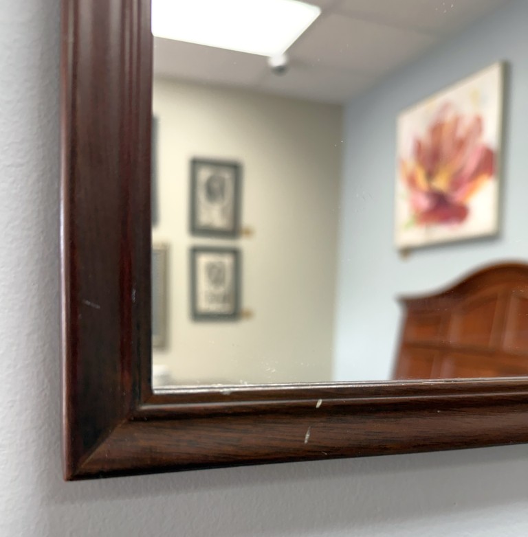 Petite Virginia Metalcrafters Old Sturbridge Village Mahogany Wall Mirror Petite Virginia Metalcrafters Old Sturbridge Village Mahogany Wall Mirror