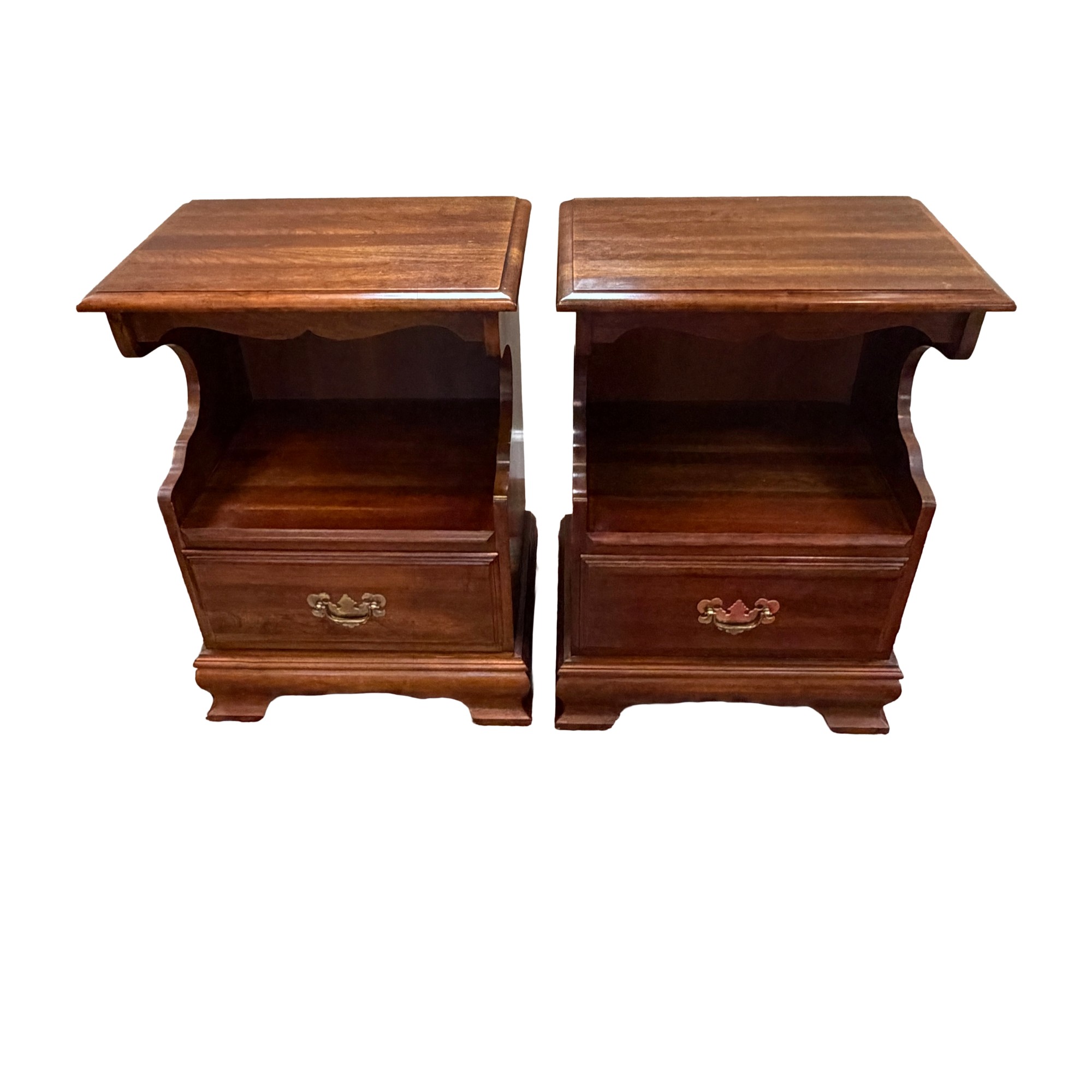 Pair of Cherry One Drawer Nightstands Pair of Cherry One Drawer Nightstands