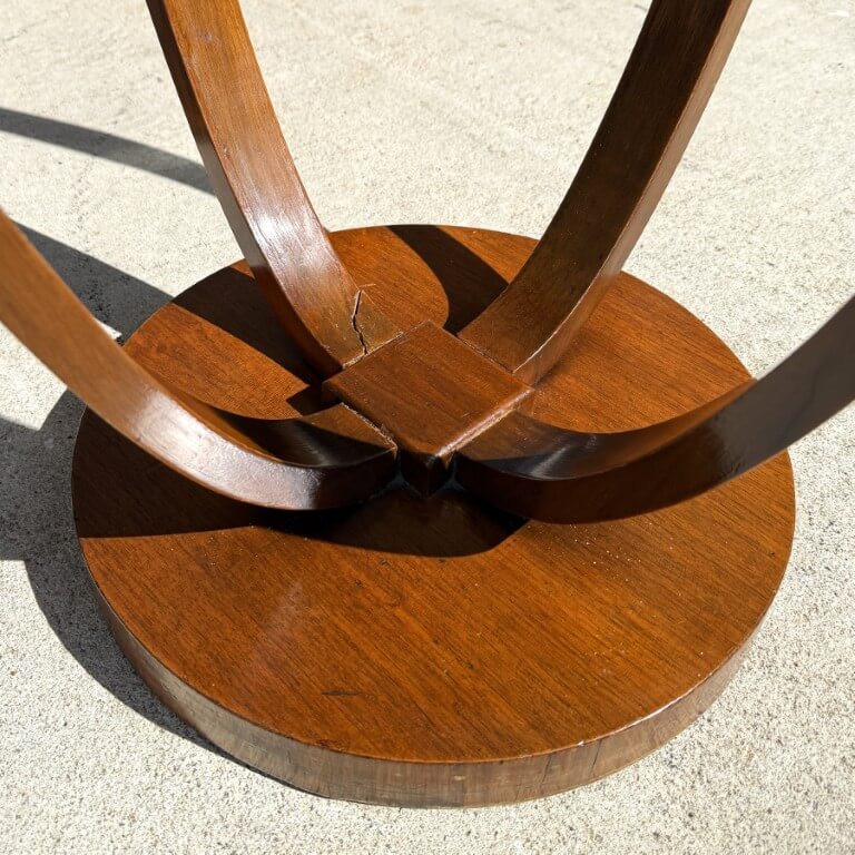 Modern Wooden Round Accent Table Modern Wooden Round Accent Table