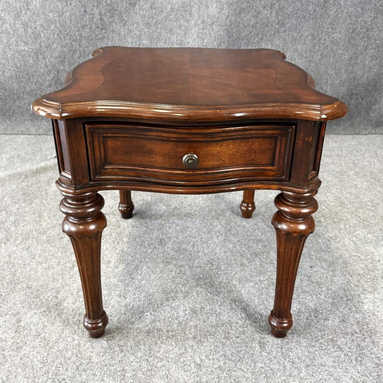 Liberty Furniture Cherry Finish Side Table Liberty Furniture Cherry Finish Side Table