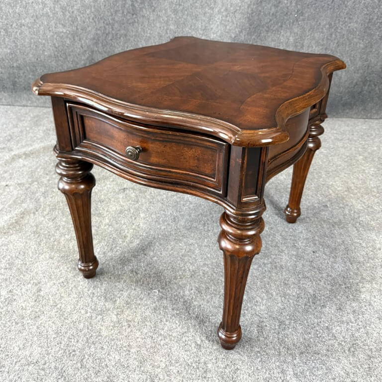 Liberty Furniture Cherry Finish Side Table Liberty Furniture Cherry Finish Side Table