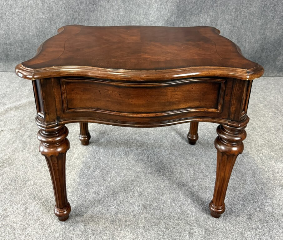 Liberty Furniture Cherry Finish Side Table Liberty Furniture Cherry Finish Side Table