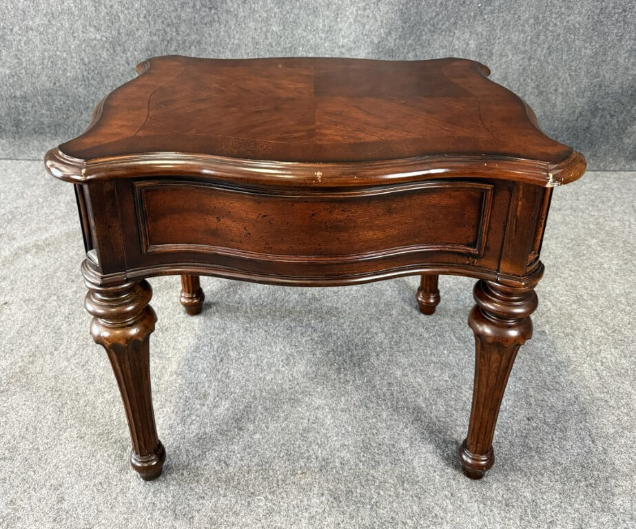 Liberty Furniture Cherry Finish Side Table Liberty Furniture Cherry Finish Side Table