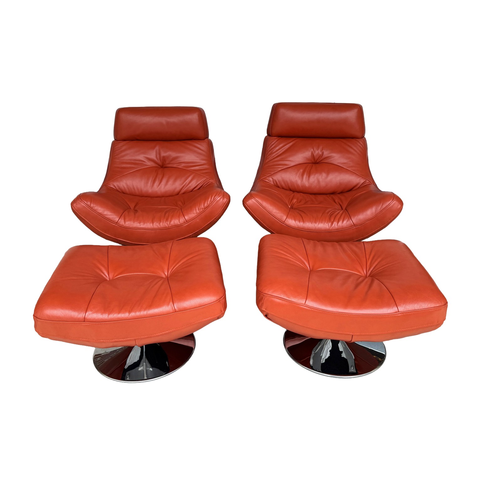 Pair of Mid-Century Modern Style Orange Club Chairs with Ottomans Pair of Mid-Century Modern Style Orange Club Chairs with Ottomans